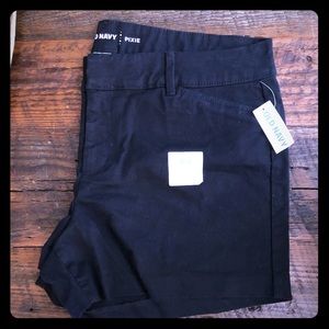 Old Navy Pixie Chino Shorts, Size 8, Black, NWT